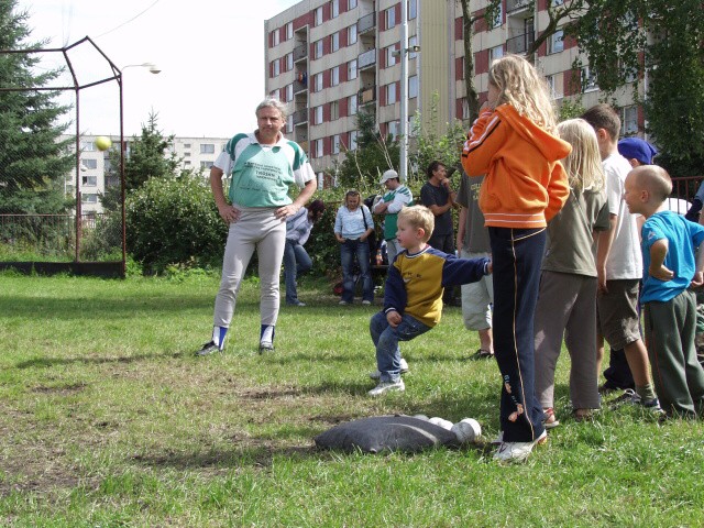 043.jpg