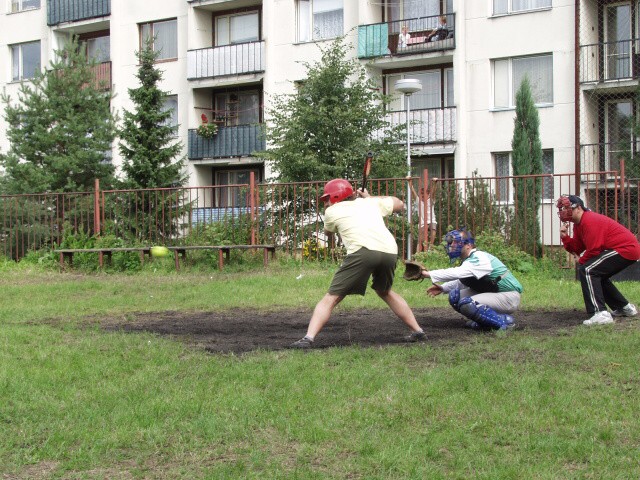 073.jpg