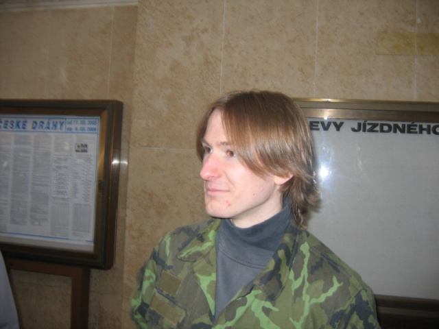 002.jpg