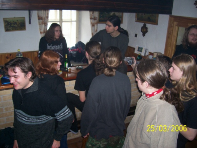 051.jpg