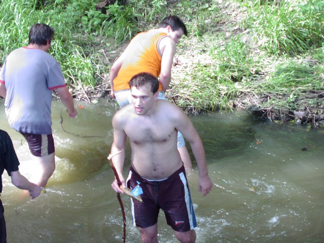 035.jpg