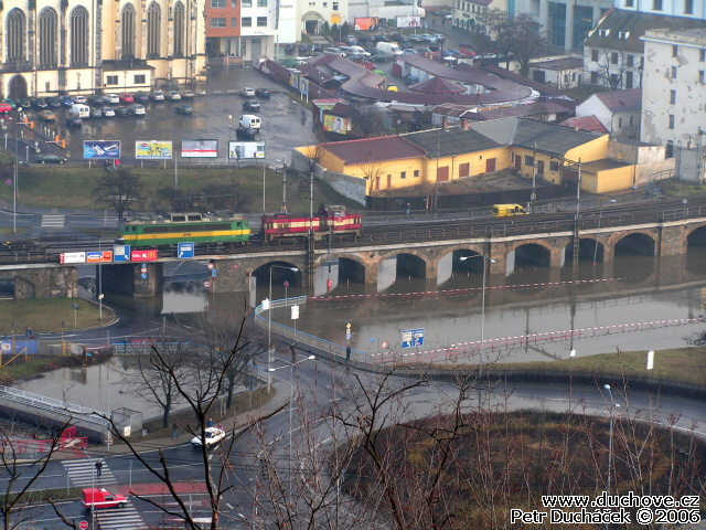 05.jpg