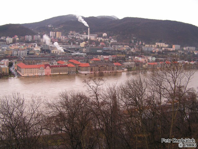 02.jpg