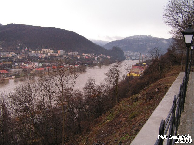 03.jpg